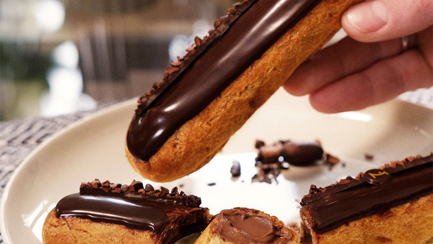 DARK CHOCOLATE ECLAIR