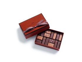 Coffret Attentions 16 chocolats