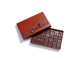 Coffret Maison Dark 84 chocolates