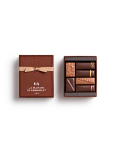 Coffret Attentions 6 chocolates on white background
