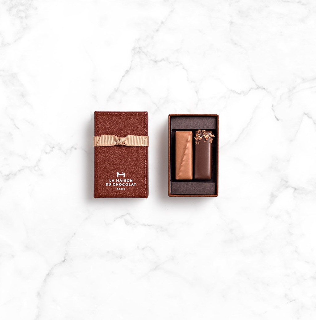 Coffret Attentions 2 chocolats sur fond marbre 
