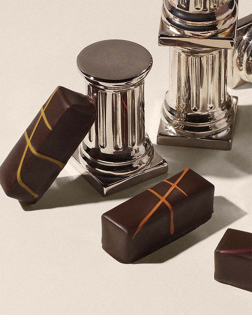 Coffret\u0020Maison\u0020Dark\u0020and\u0020Milk\u0020Chocolate\u002084\u0020pieces