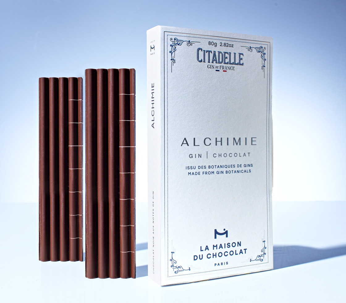 Mise en scène raffinée de la tablette Alchimie Gin, en collaboration avec Citadelle