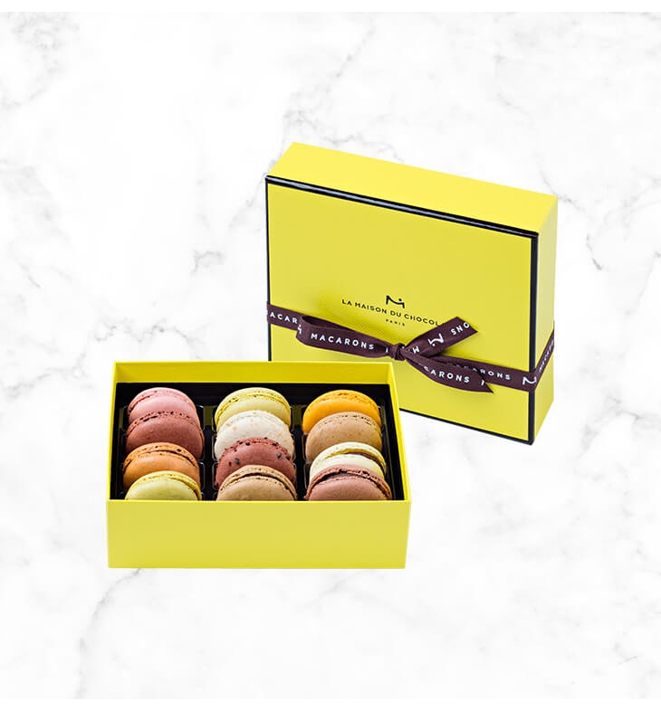 Macarons Gift Box 12 Pieces Click Collect La Maison Du Chocolat