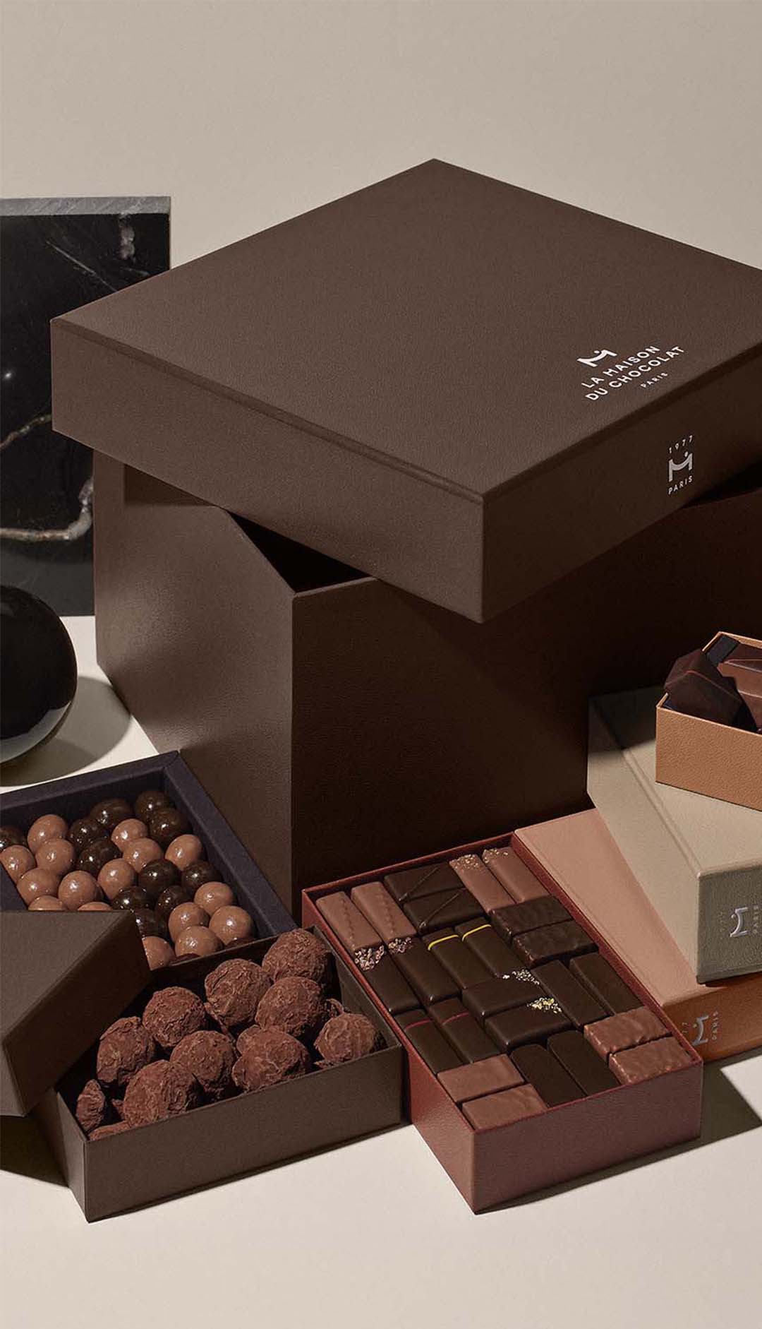 Boite cadeaux composée d'un assortiment de coffrets Maison