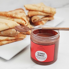 Crêpe Batter with chocolate hazelnut spread - La Maison du Chocolat